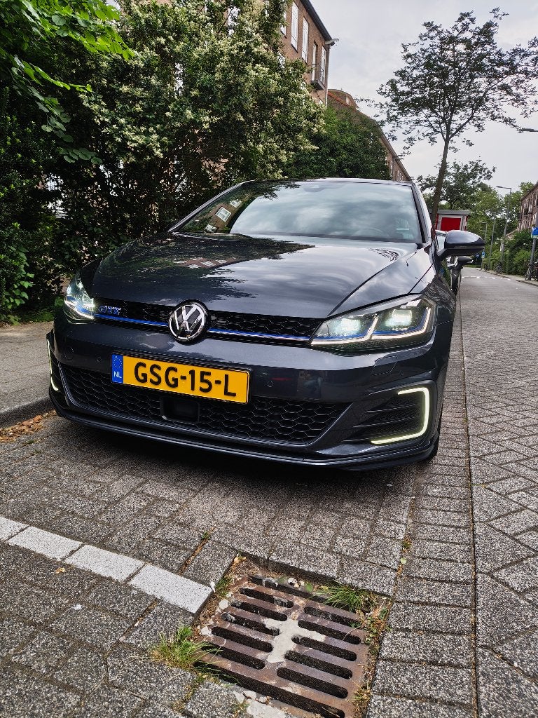 Volkswagen Golf 1.4 TSI Phev 204pk 5D DSG 2018 Grijs, Auto's, Volkswagen, 4 cilinders, Lichtsensor, 1515 kg, 1500 kg