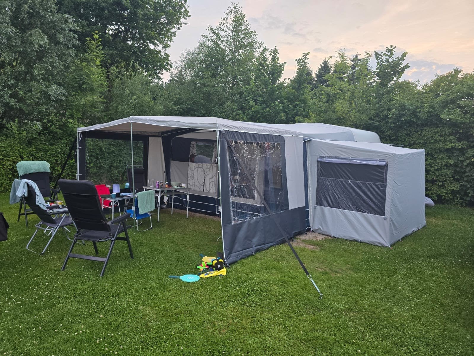 Obelinks voortent maat 8, Ophalen