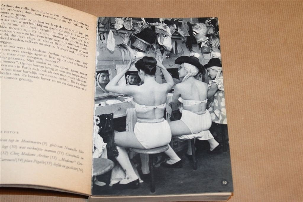 Nachten van Parijs — Vintage Fotoboek Nachtleven 1957, Ophalen of Verzenden, Gelezen, Fotografen