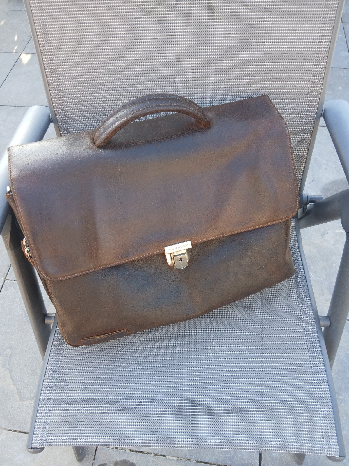 Lederen Plevier boekentas laptoptas, Sieraden, Tassen en Uiterlijk, Bruin, Aktetas of Boekentas, 40 tot 50 cm, Leer