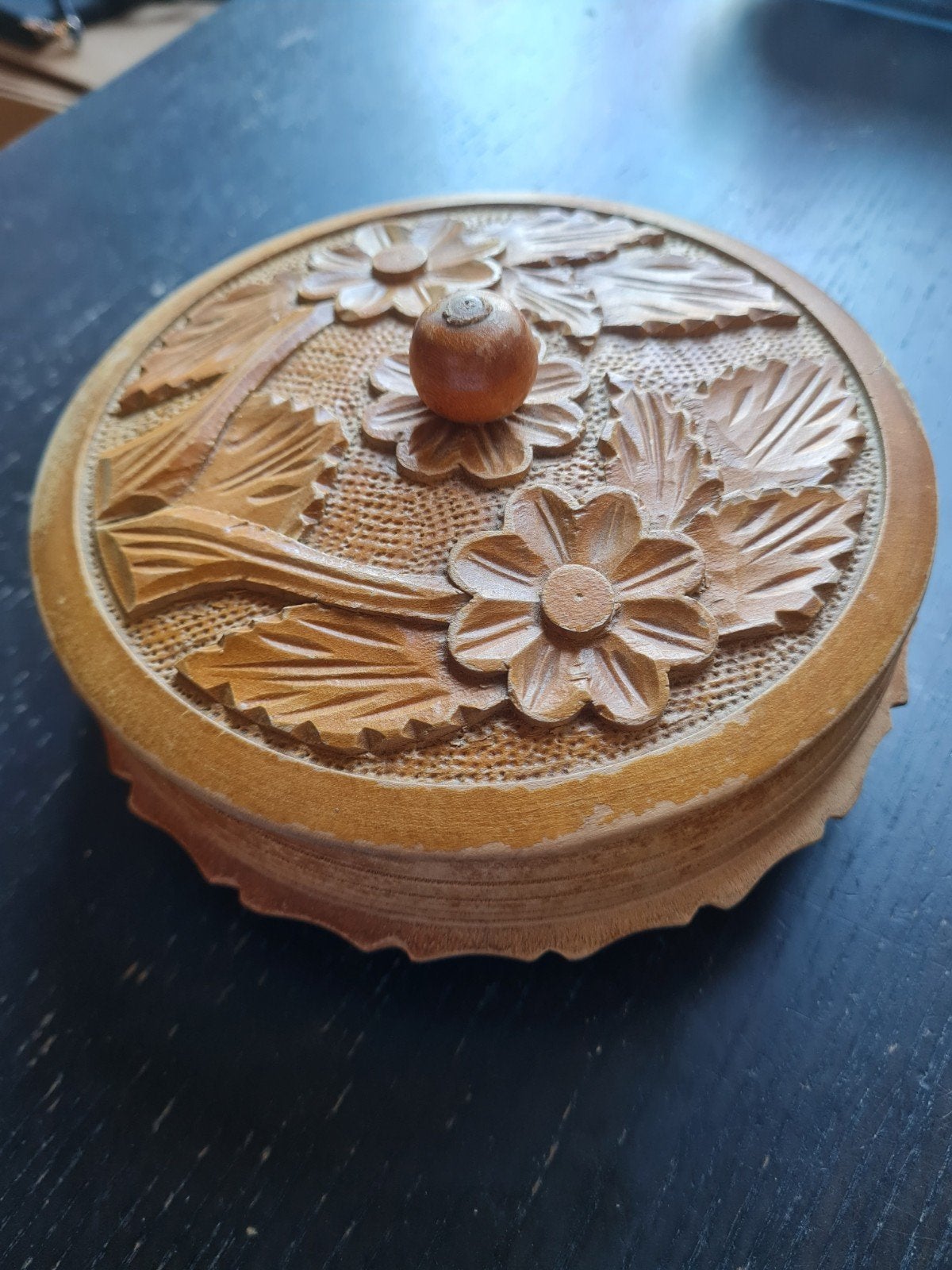 Handgesneden houten bakje, Antiek en Kunst, Ophalen of Verzenden