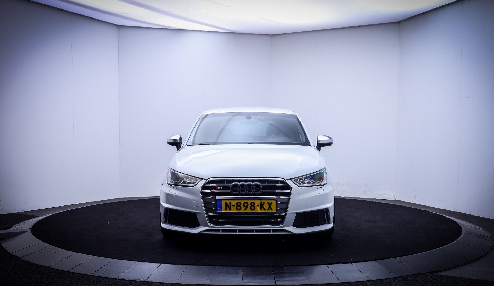Audi S1 2.0TFSI S1 Quattro Pro Line Plus XENON | NAVI | LEDE, Auto's, Audi, Keurmerk '100% Onderhouden', Stof, Gebruikt, 4 cilinders