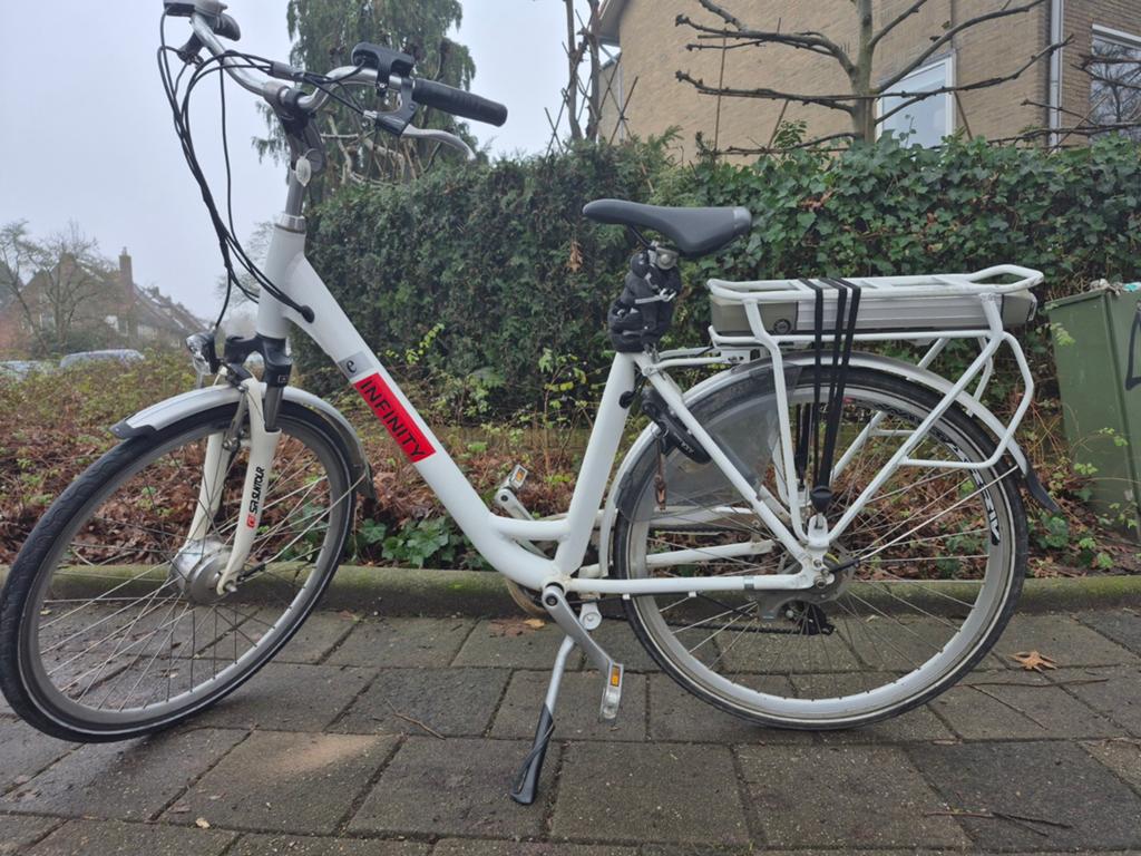 Infinity E-bike - Prima staat, goede ac cu, Ophalen, Gebruikt, 30 tot 50 km per accu, Overige merken