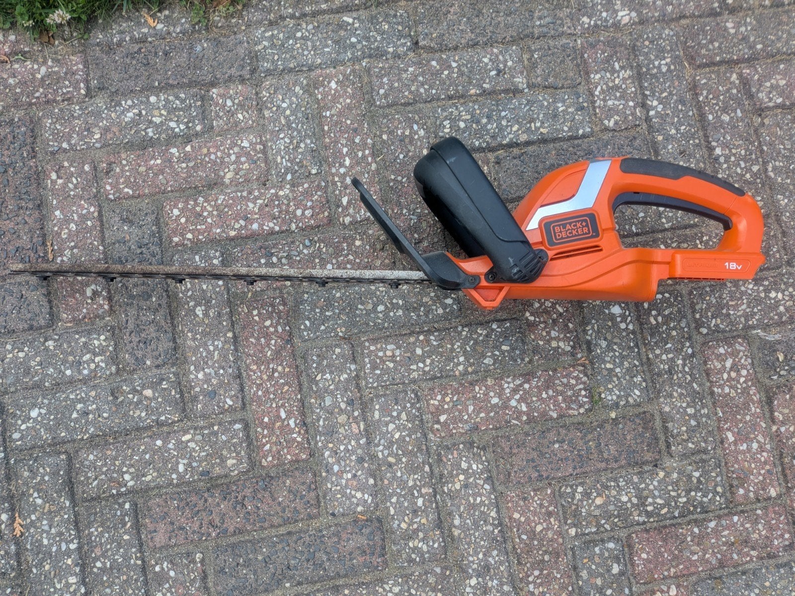 Black+Decker GTC1845L 18V Accu Heggenschaar, Ophalen, Gebruikt, Accu, Black+Decker