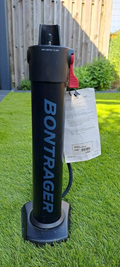 Fietspomp Bontrager TLR Flash charger, Ophalen of Verzenden, Drukmeter, Zo goed als nieuw