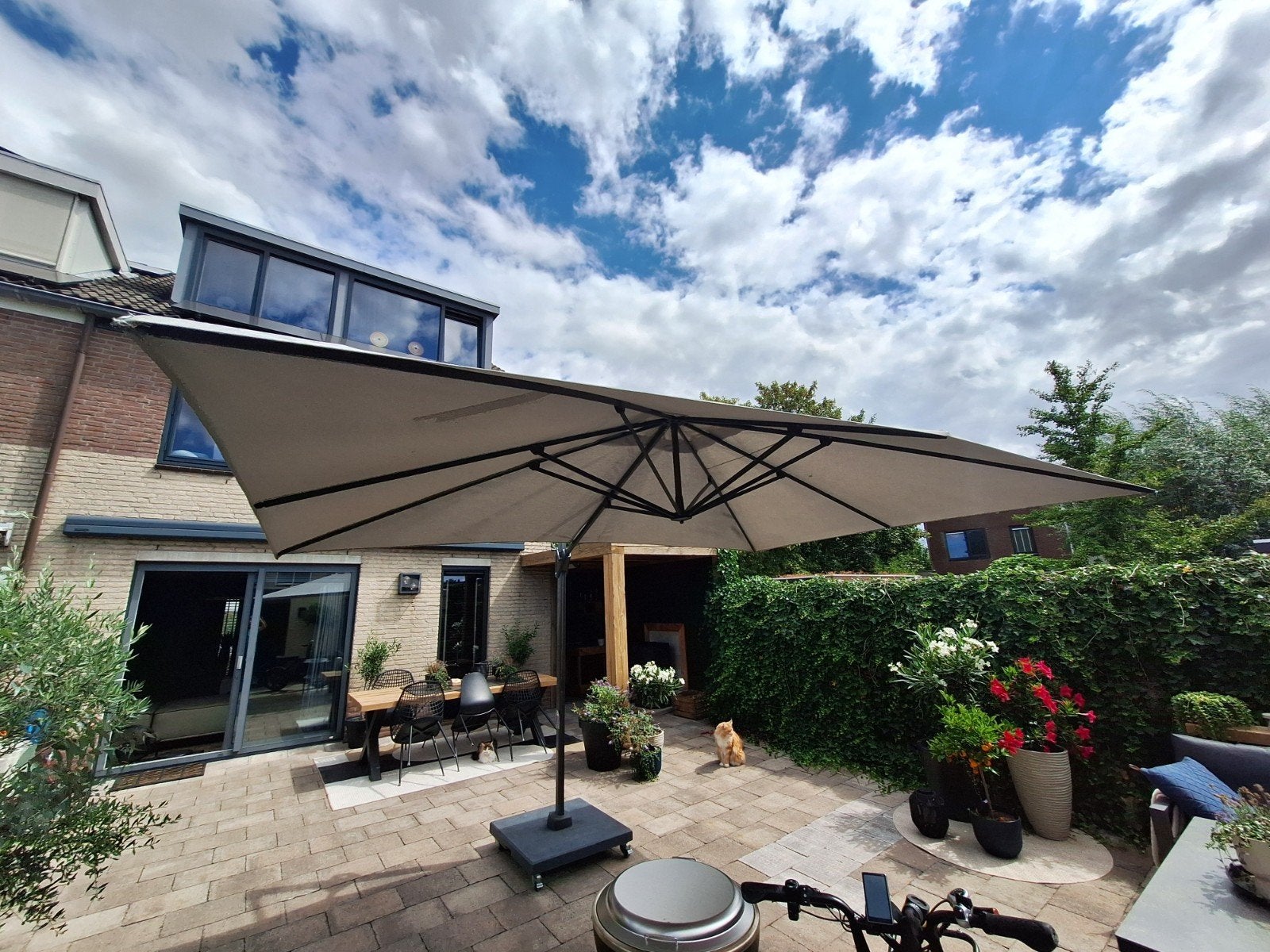 zweefparasol Platinum Challenger T1 400x300 cm grijs, Ophalen, Verstelbaar, Gebruikt, Zweefparasol