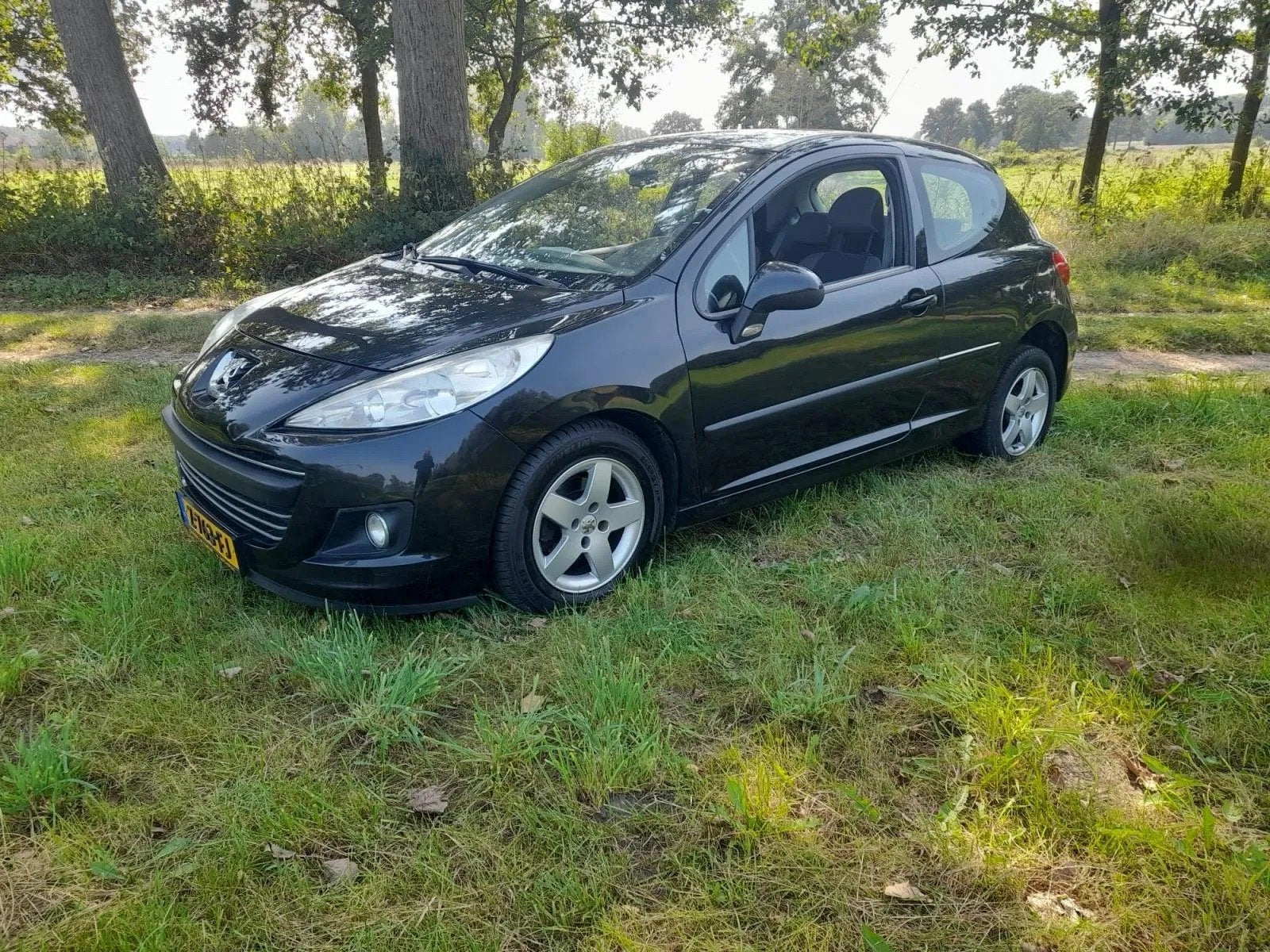 Peugeot 207 1.4 XR, Auto's, Euro 5, Stof, Zwart, 4 cilinders