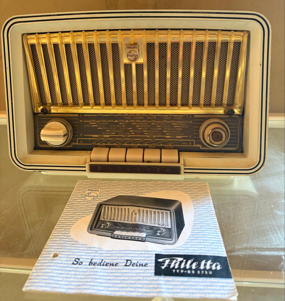 Philips Filetta B0 273U Radio met originele gebruiksaanwijzi, Ophalen