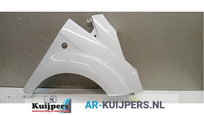 Scherm rechts-voor van een Ford Transit Courier (FROZEN W), Auto-onderdelen, Gebruikt, -, -, Ford