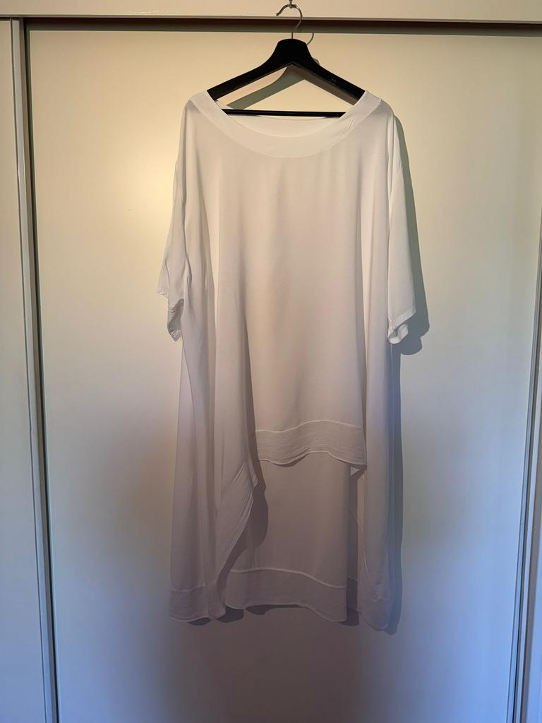 Spierwitte lange tuniek maat 54, Kleding | Dames, Grote Maten, Ophalen of Verzenden, Zo goed als nieuw, Wit, Blouse of Tuniek