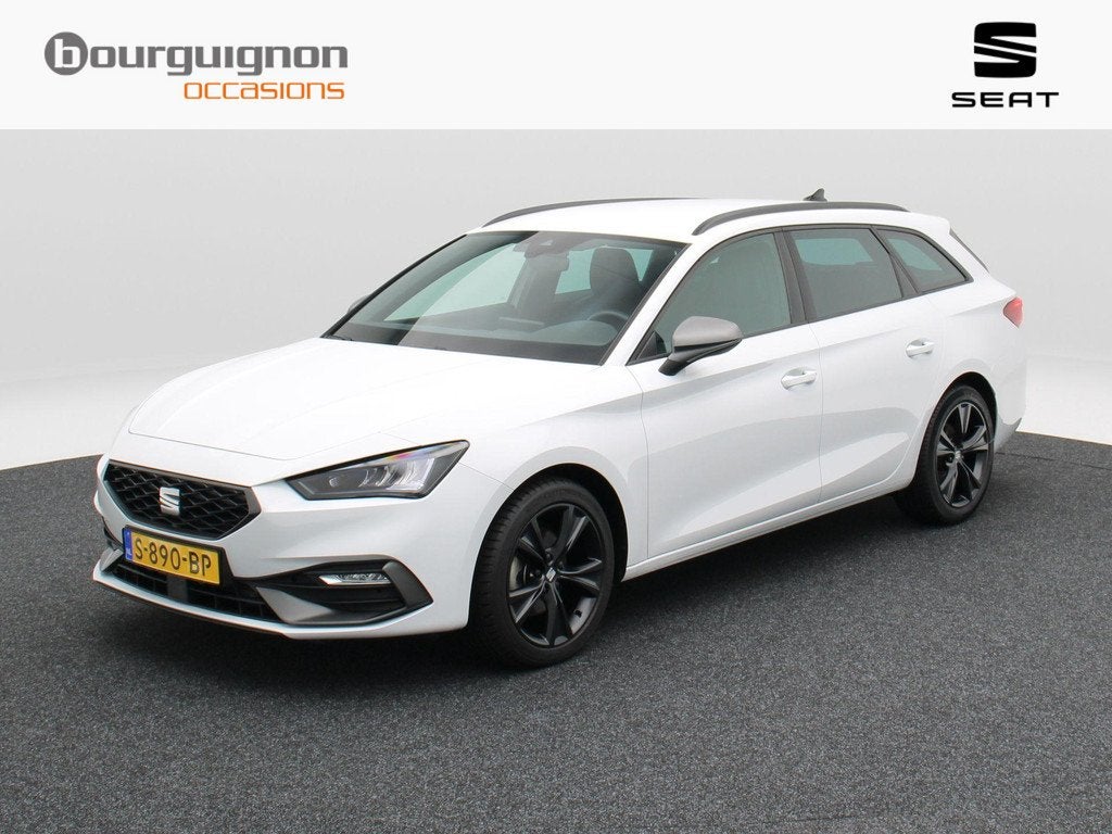 SEAT Leon Sportstourer 1.0 eTSi 110 Pk Automaat FR Business, Auto's, Stof, Gebruikt, 700 kg, Leon