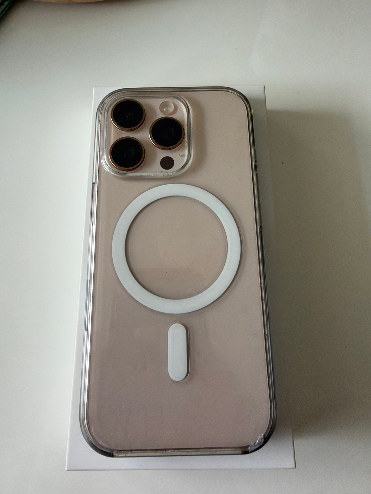 Foto 3 van iPhone 16 Pro 128 GB