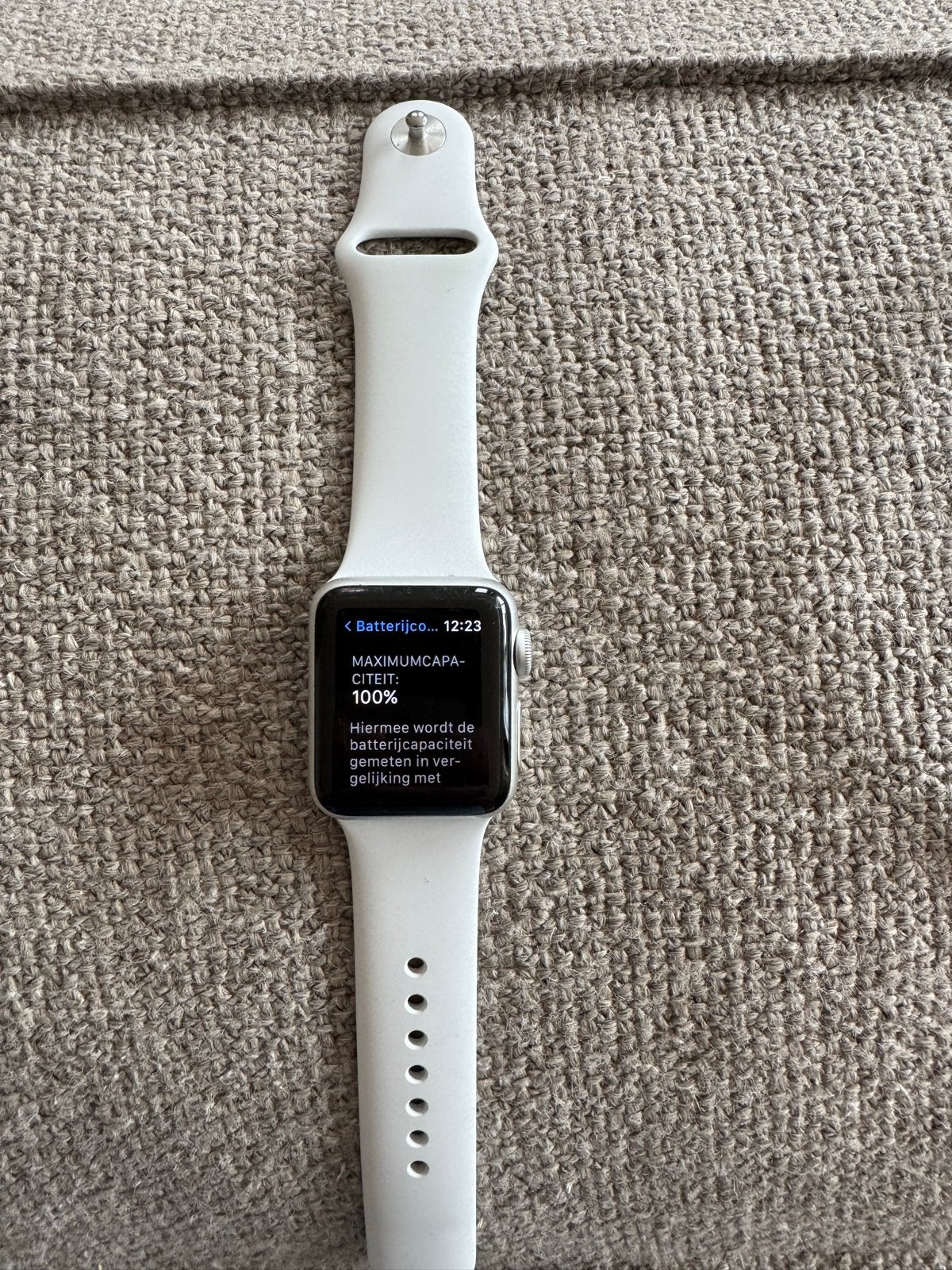 Apple Watch 3 in nette staat, Afstand, Wit, IOS, Ophalen of Verzenden
