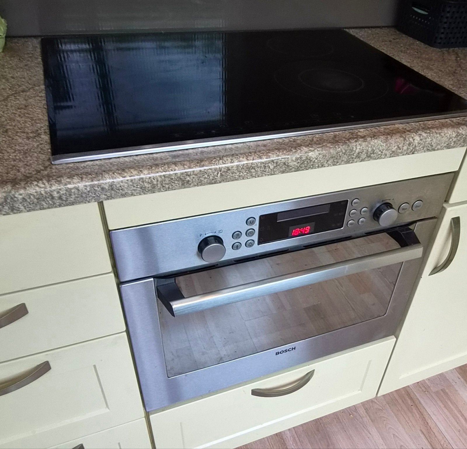 Bosch keramische kookplaat en oven + Whirlpool vaatwasser, Gebruikt, Keramisch, Inbouw, 85 tot 90 cm