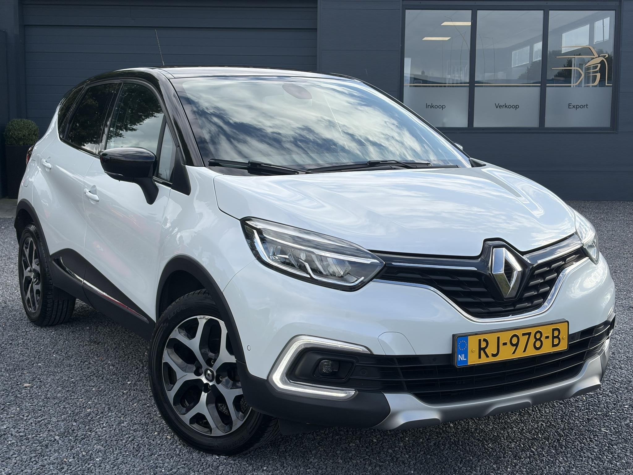 Foto 2 van Renault Captur 0.9 TCe Intens ✓1e Eigenaar✓Camera ✓Key