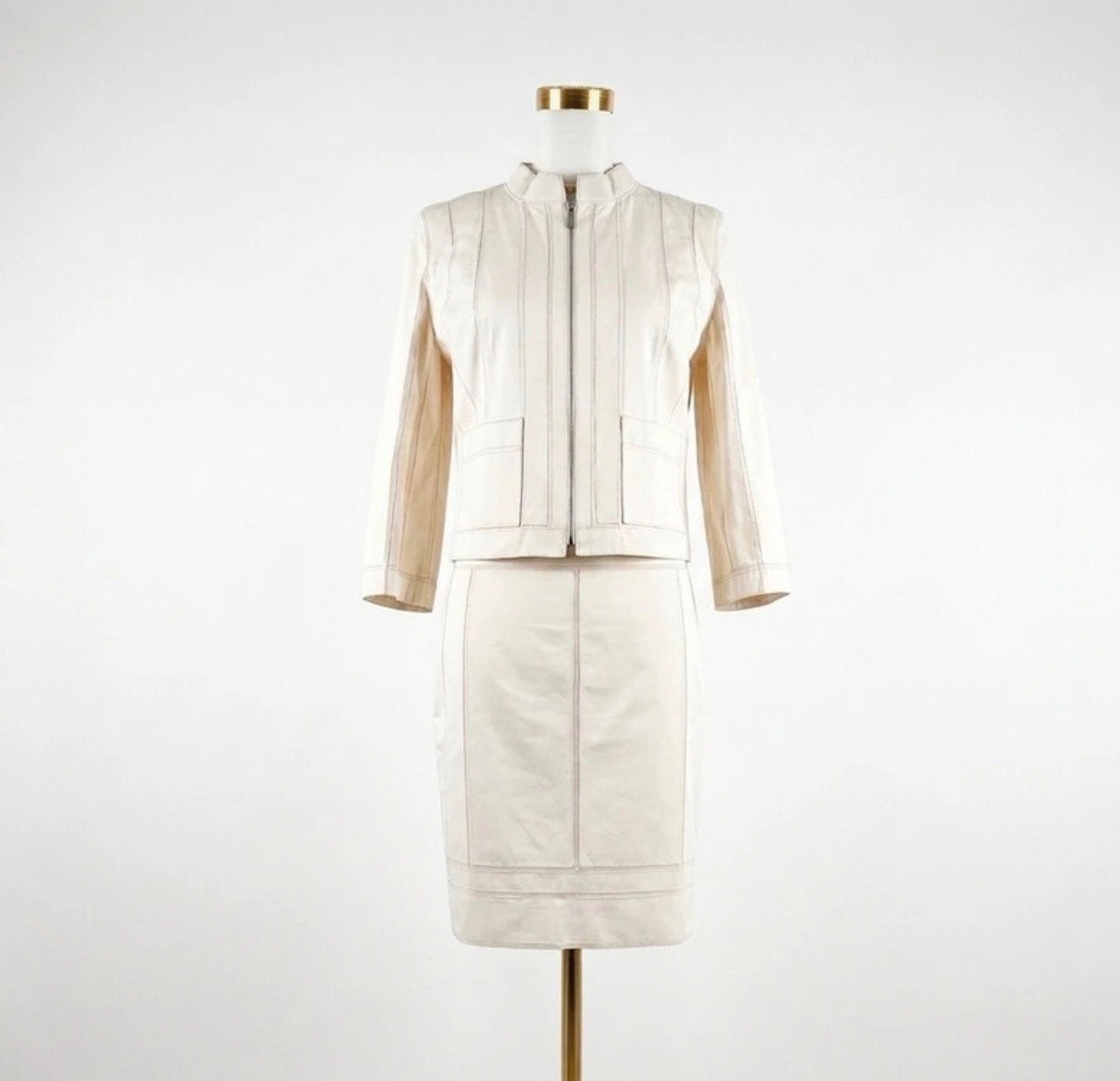 Loewe Splinternieuwe Leren Set / Mantelpak (Jasje & Rok) - M, Kleding | Dames, Ophalen of Verzenden, Nieuw