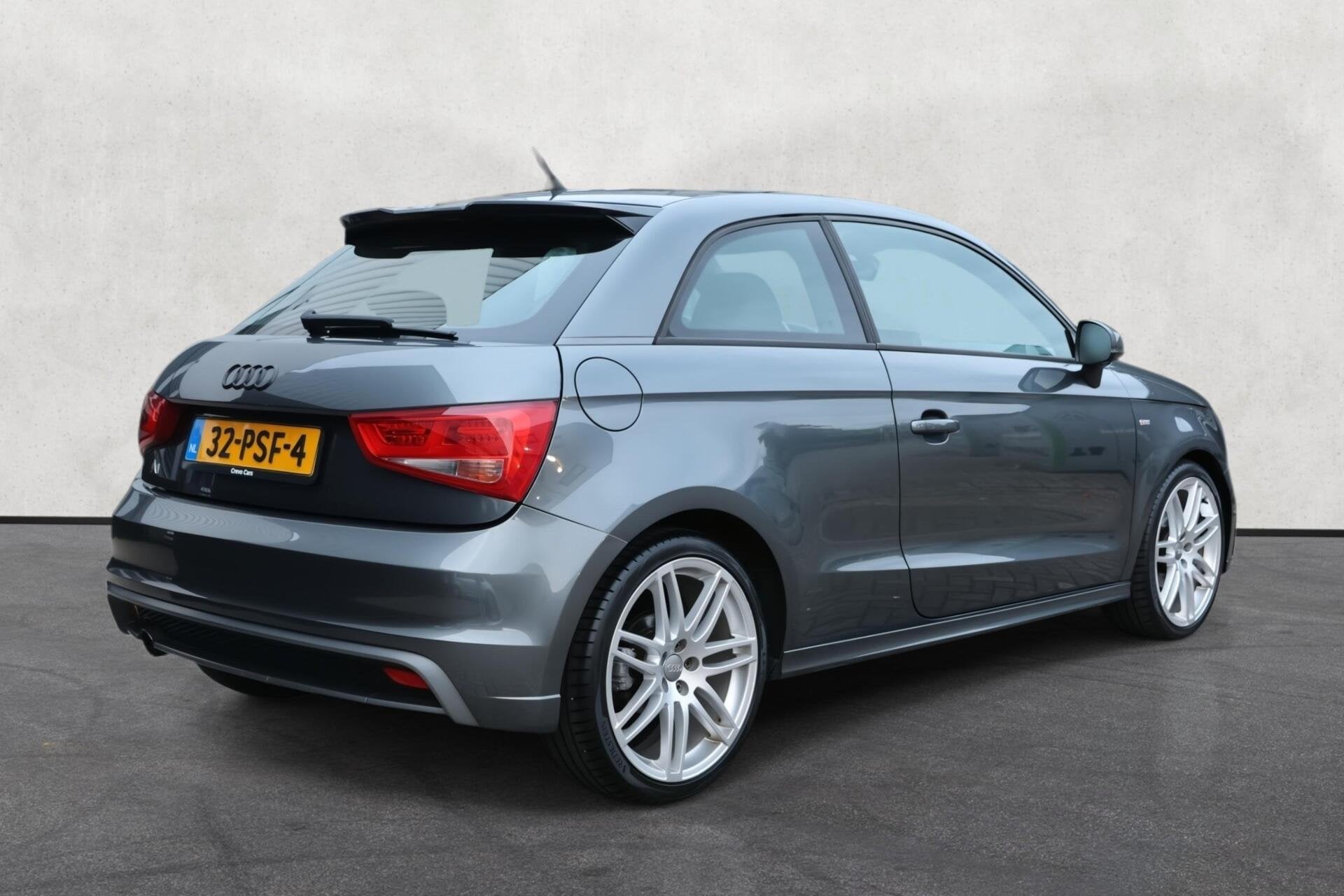 Audi A1 1.2 TFSI S Edition | S-Line | Cruise | Airco | NAVI|, Auto's, Voorwielaandrijving, Euro 5, 86 pk, Zwart