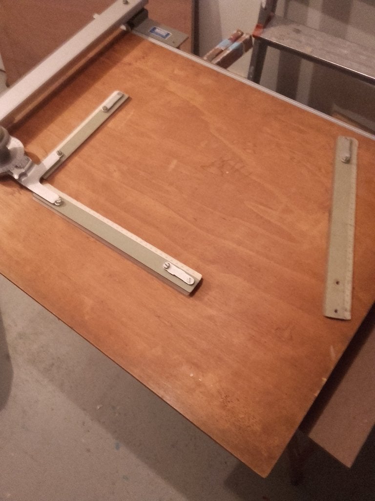 Te koop tekenbordje/hobbyplank, Ophalen