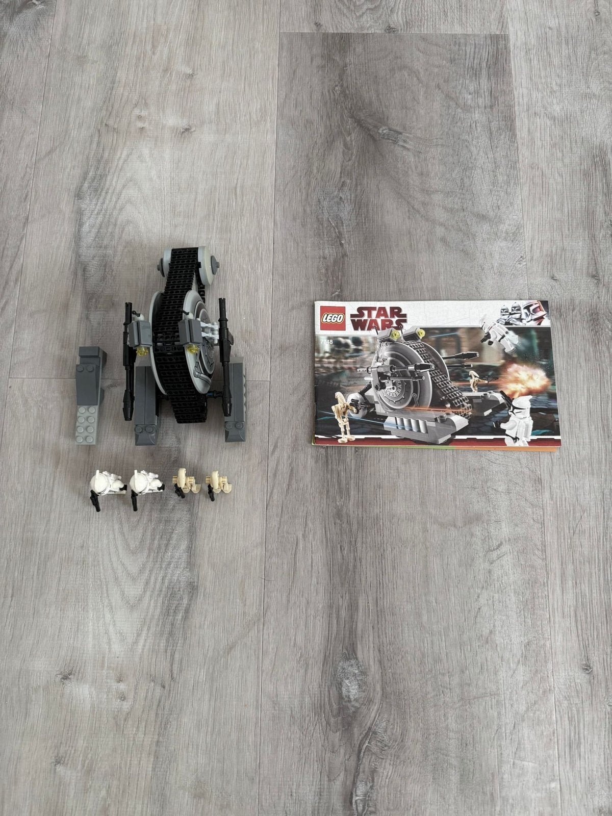 LEGO Star Wars 7748 – Corporate Alliance Tank Droid, Star Wars, Lego, Ophalen of Verzenden, Zo goed als nieuw