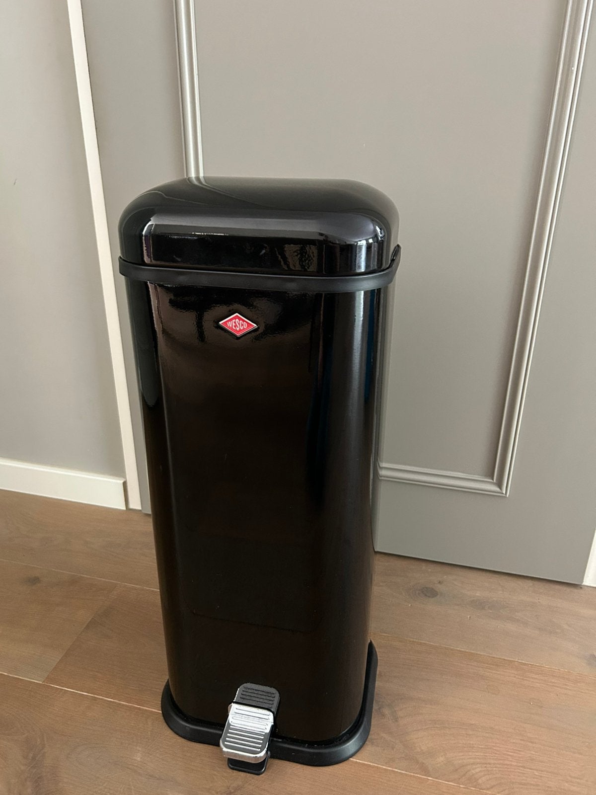 Wesco prullenbak - Zwart - 20 liter, Ophalen, 50 – 75, Gebruikt, Met pedaal