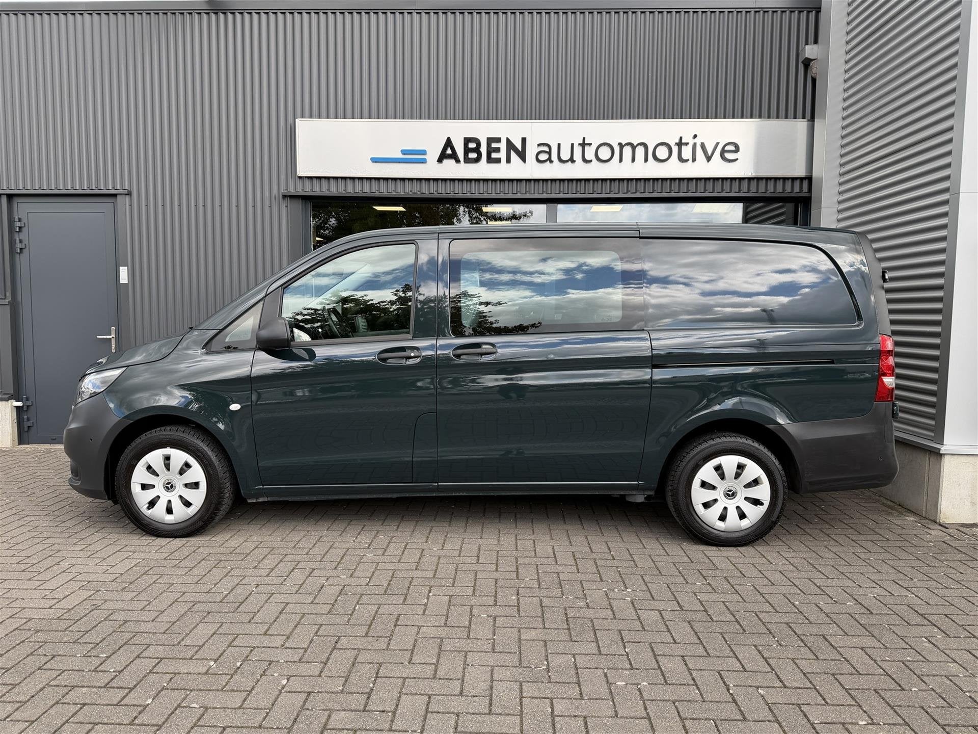 Mercedes-Benz Vito 114 CDI 136PK Lang automaat (NAVI|CARPLAY, Automaat, Gebruikt, 4 cilinders, 2000 kg