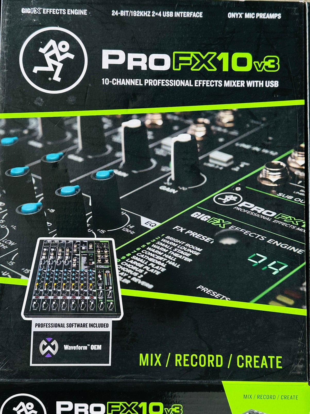 Mic RODE  NT1-AI1 +Pas1studioarm RODE + Mackie ProFX10v3Nieu, Muziek en Instrumenten, Ophalen, Zo goed als nieuw, Studiomicrofoon