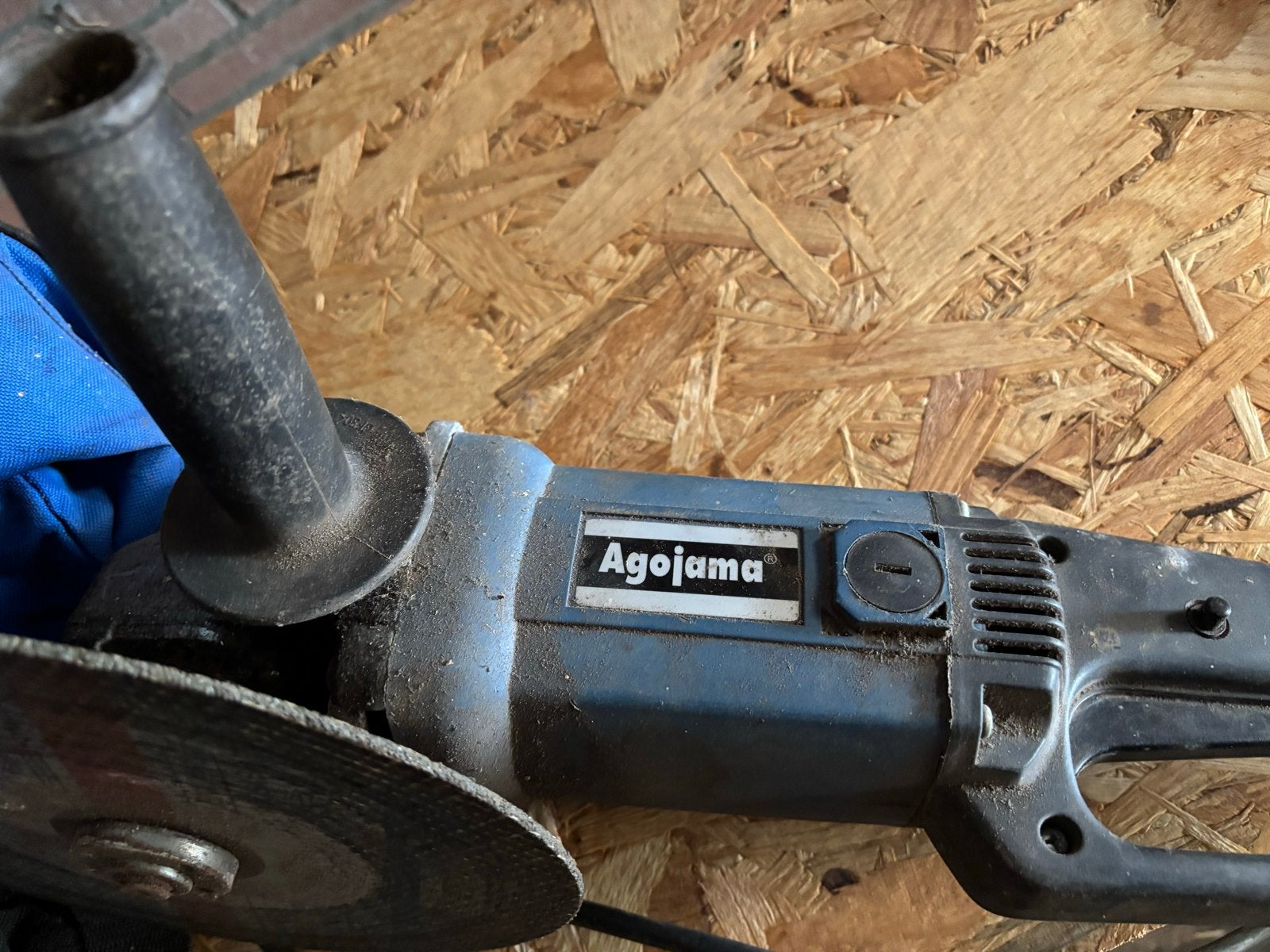 Agojama Haakse Slijpmachine 1800W - Gebruikt, Ophalen of Verzenden, Gebruikt, 1000 watt of meer, Haakse handslijpmachine