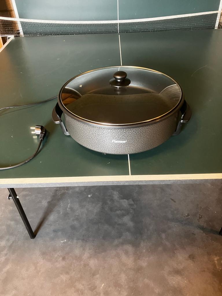 Bestron Elektrische Pan AHP1800Z/EPP-40 - 1500W, Ophalen, Gebruikt