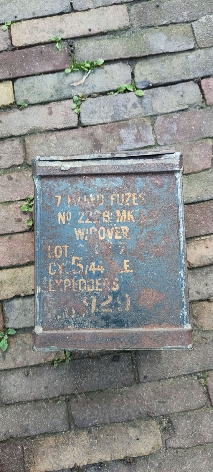 Munitiekist voor No.222 ontstekers Brits ww2, Ophalen of Verzenden, Landmacht, Engeland, Kist of Geocache