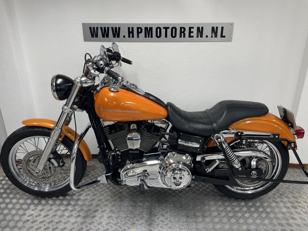 Harley Davidson FXDC Dyna Super Glide Superglide Custom 1584, Laan van Vredenoord 33
2289 DA  Rijswijk, NL, H-DCUSTOMERSERVICE@Harley-Davidson.com