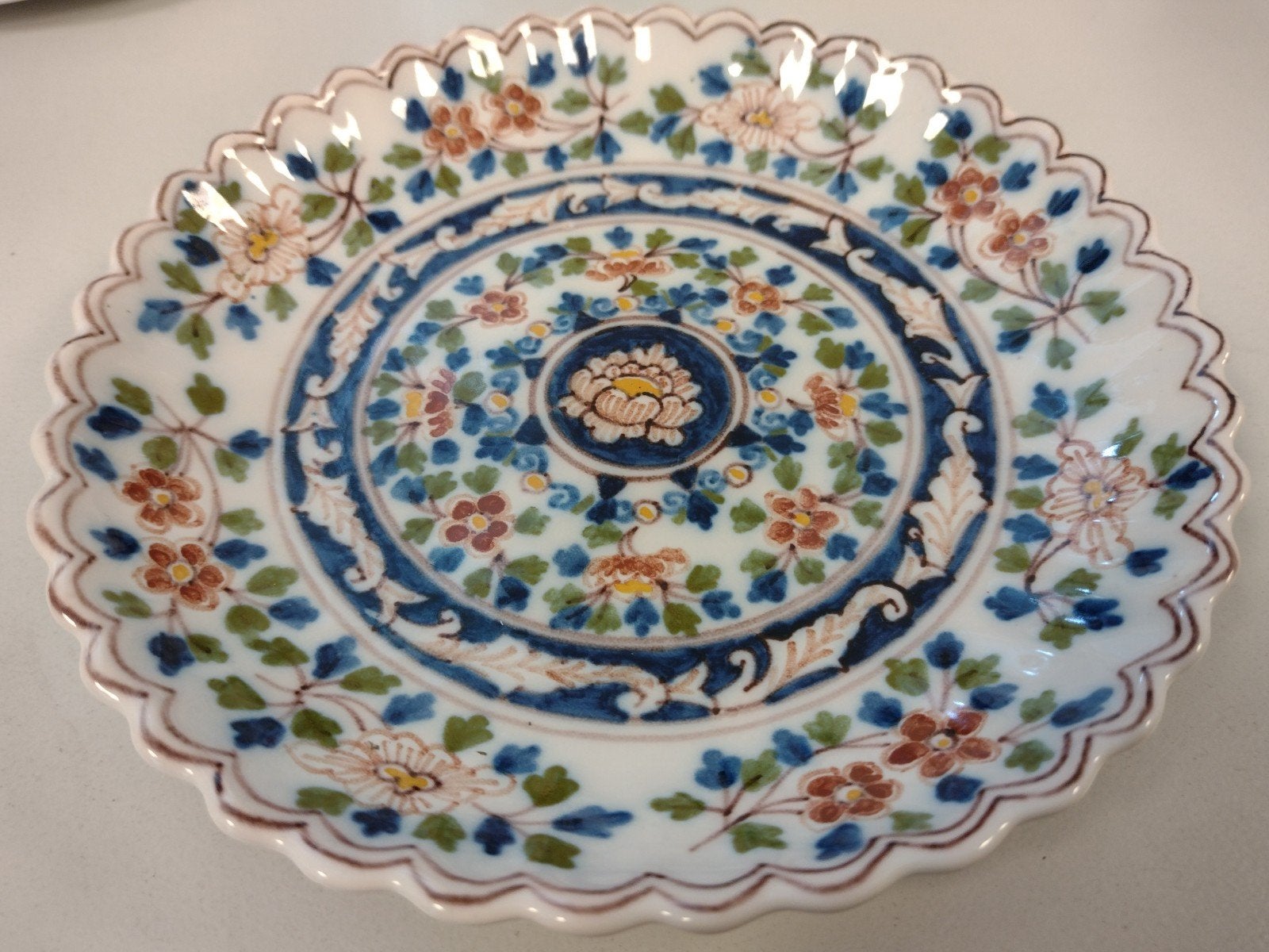 Prachtig Makkum wandbordje met bloemmotief, Ophalen of Verzenden