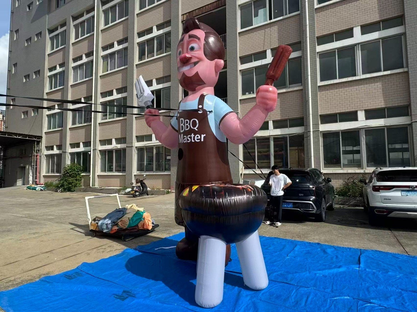 Opblaasbare BBQ Master - 4m hoog, 9114AG, Nieuw, Info@vtverhuur.nl, Ophalen of Verzenden