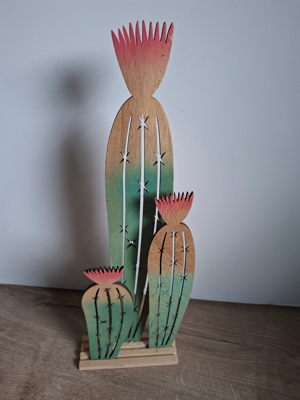 Decoratieve houten cactussen set, Hout, Meerkleurig, Ophalen of Verzenden, Zo goed als nieuw