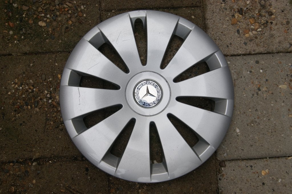 1 losse originele wieldop Mercedes Benz GLA 17 inch (Model 1, Ophalen of Verzenden, Gebruikt