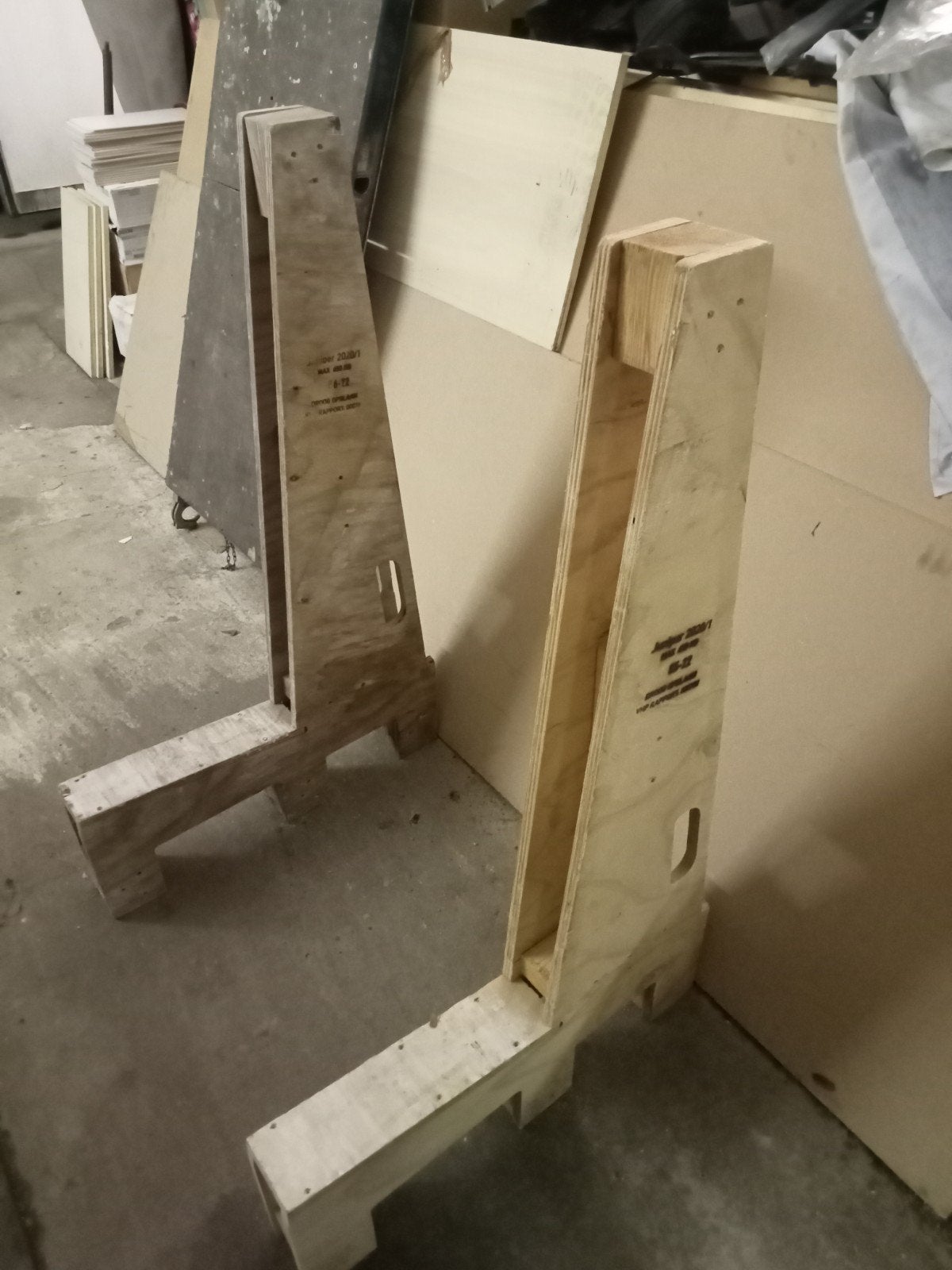 Houten staanders om planken op te zetten bokken, Doe-het-zelf en Verbouw, Ophalen, Overige typen, Zo goed als nieuw, 50 mm of meer