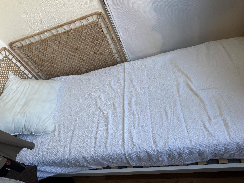 bed, Ophalen, Eenpersoons, Beige, Zo goed als nieuw