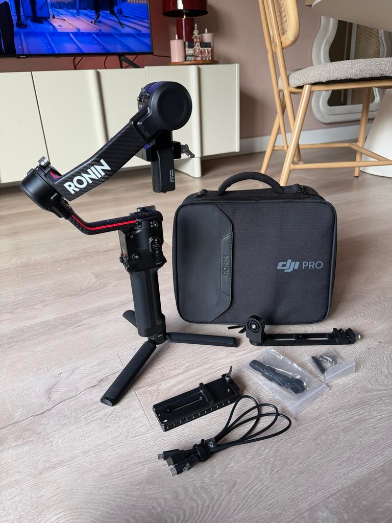DJI RS2 nieuw + tas en toebehoren - Slechts één keer gebruik, Audio, Tv en Foto, Fotocamera's Digitaal, Ophalen of Verzenden, Nieuw