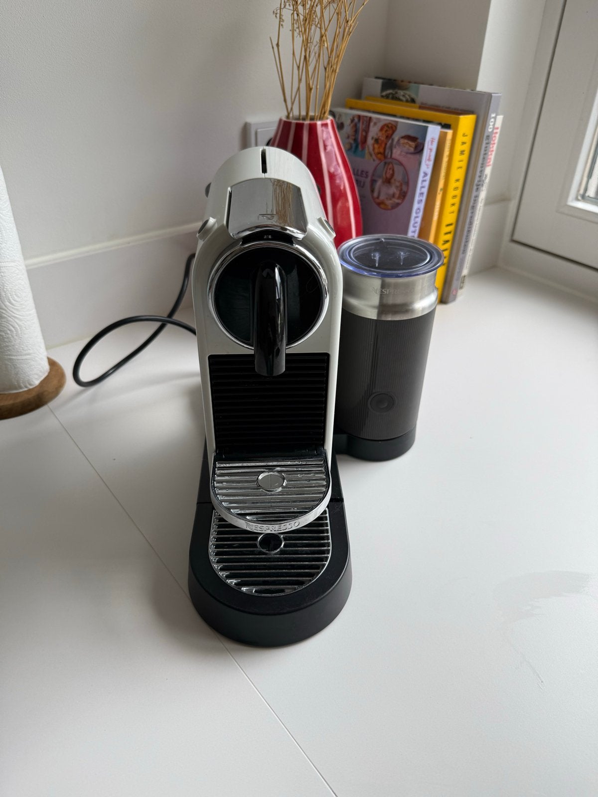 Nespresso Citiz & Milk koffiemachine met melkopschuimer, Witgoed en Apparatuur, Koffiezetapparaten, Ophalen, Koffiemachine, Zo goed als nieuw