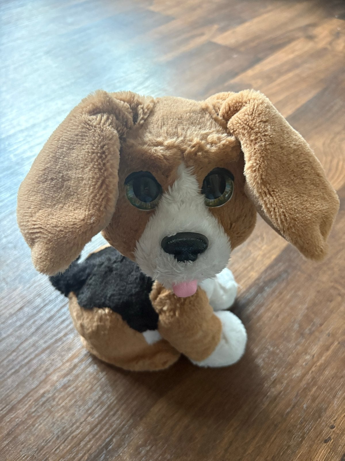Schattige  Beagle knuffel met grote ogen, Overige merken, Met geluid, Overige karakters, Zo goed als nieuw