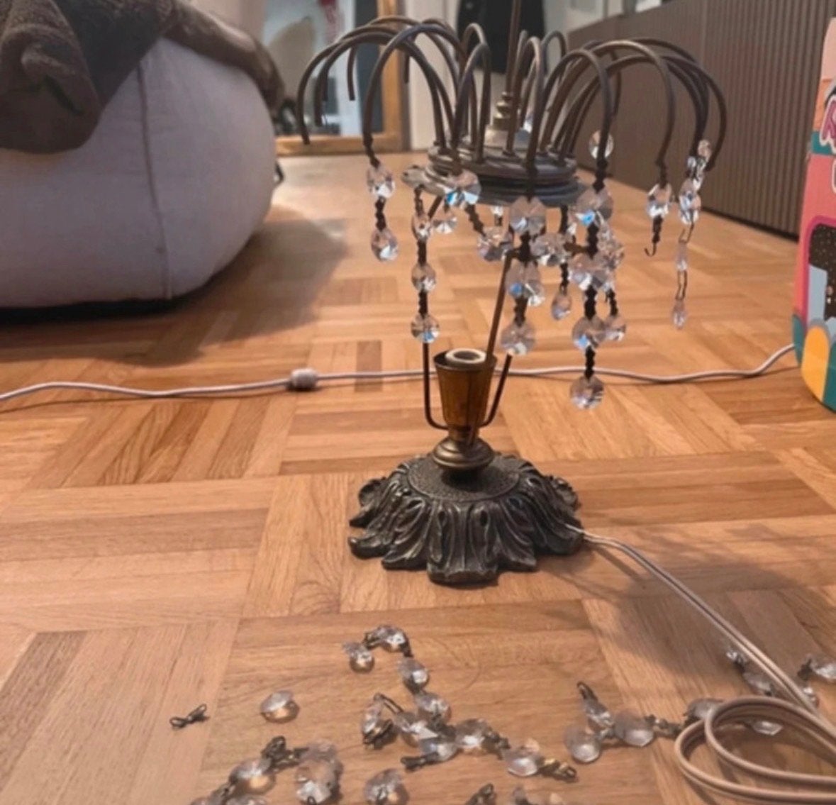 Gebroken vintage tafellamp moet gerepareerd worden, Ophalen of Verzenden, Gebruikt