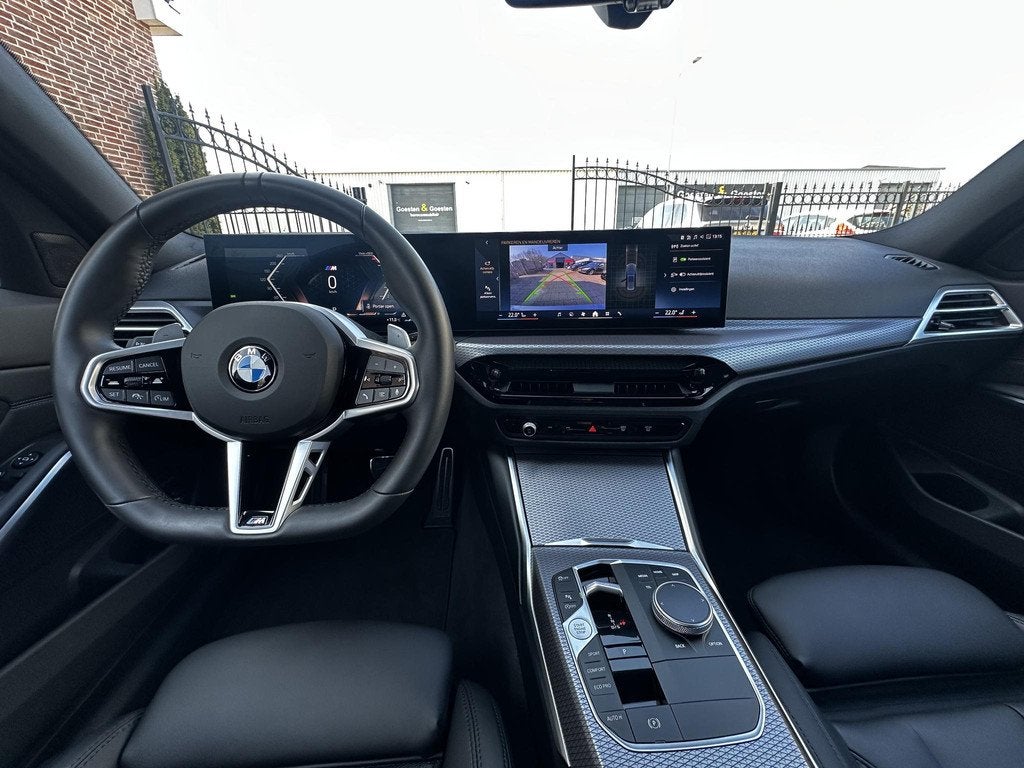 BMW 3-serie Touring 330i xDrive M-Sport Leder|AdaptiefCruise, Automaat, 1998 cc, Euro 6, 4 cilinders