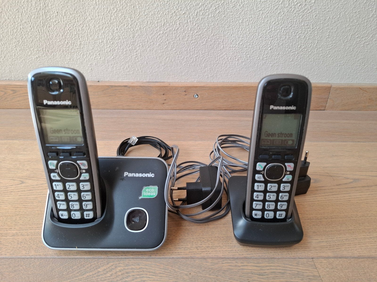 Vaste thuis telefoon (Panasonic) te koop, Ophalen, Gebruikt, 2 handsets