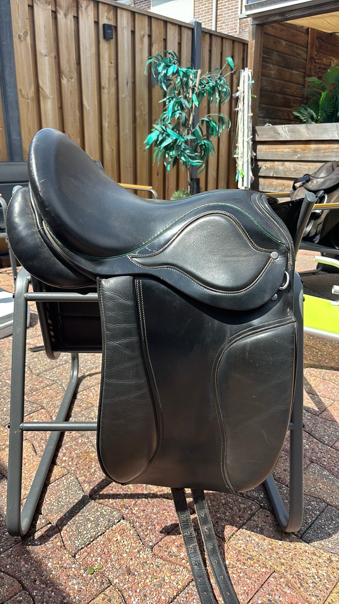 Dressuurzadel 17 inch, Dieren en Toebehoren, Gebruikt, Dressuur, Overige merken, Diepe zit