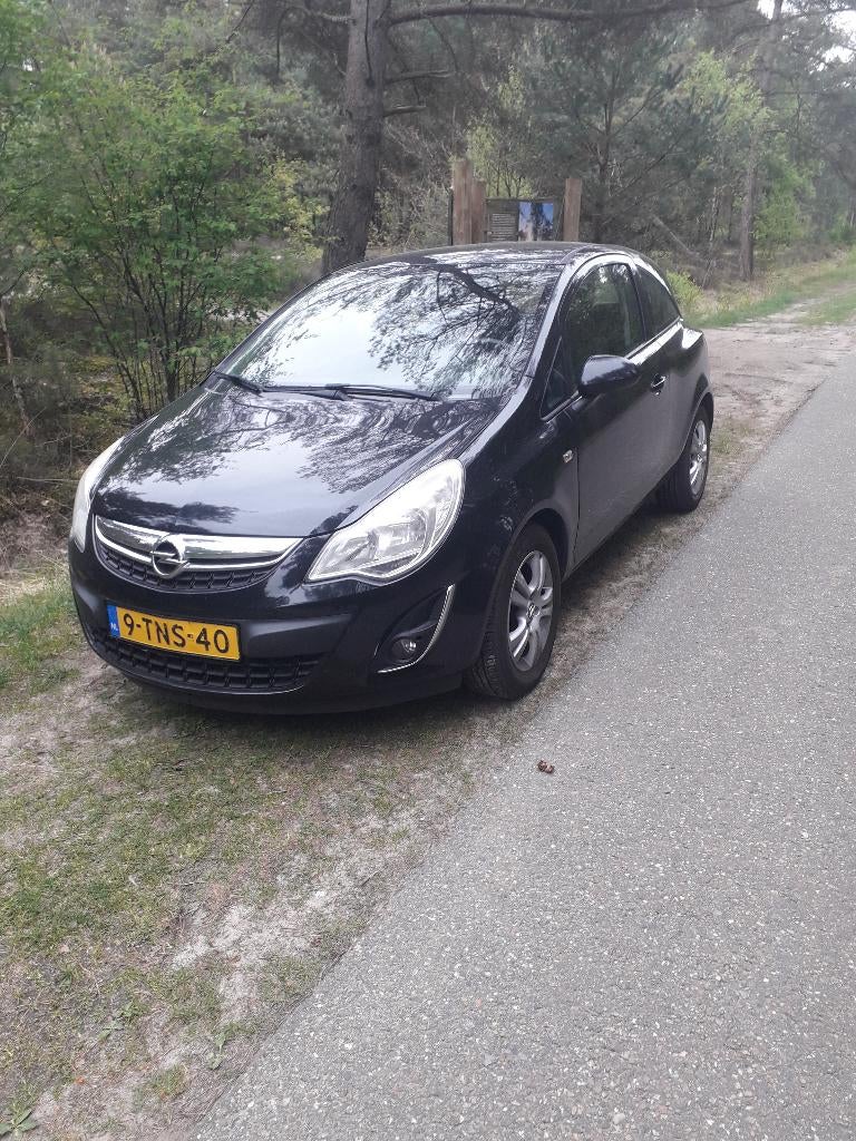 Opel Corsa 1.2 16V 3D 2014 Zwart, Auto's, Voorwielaandrijving, 40 €/maand, 4 cilinders, 1229 cc