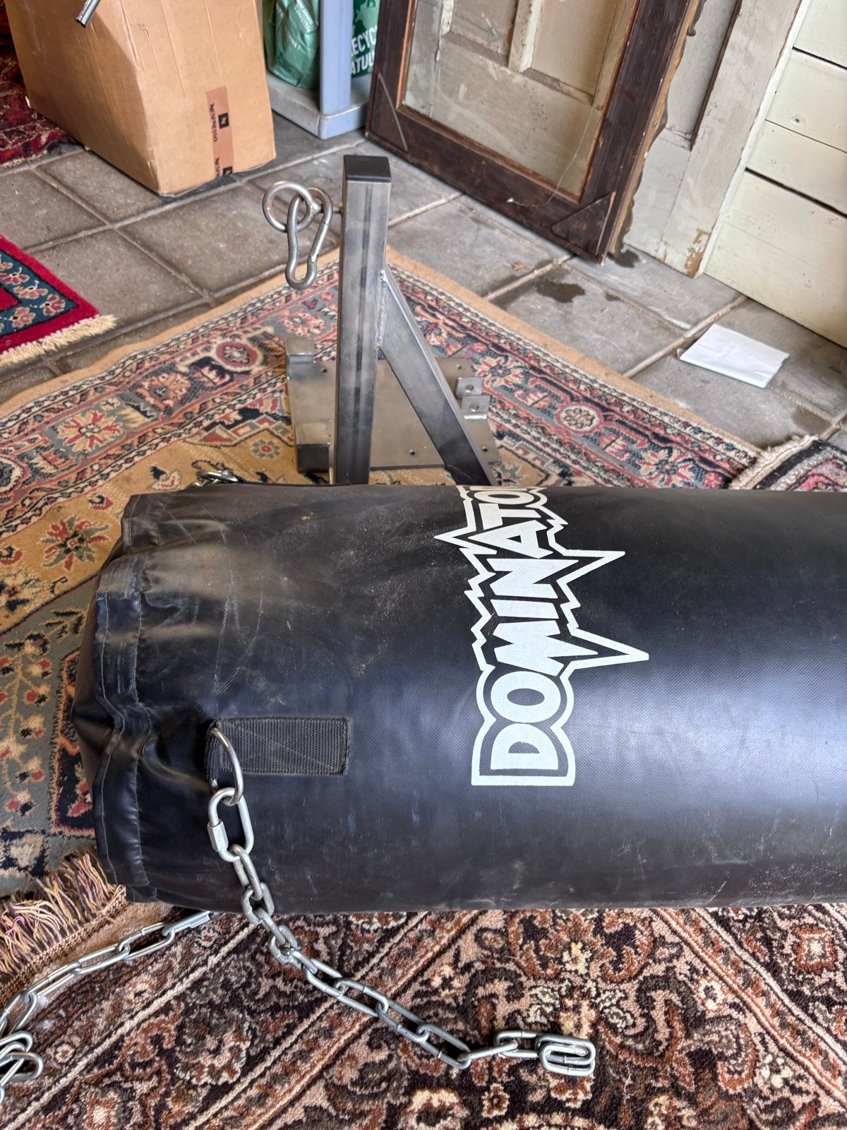 Zware bokszak Dominator, 70 cm, amper gebruikt, Ophalen, Zo goed als nieuw, Bokszak