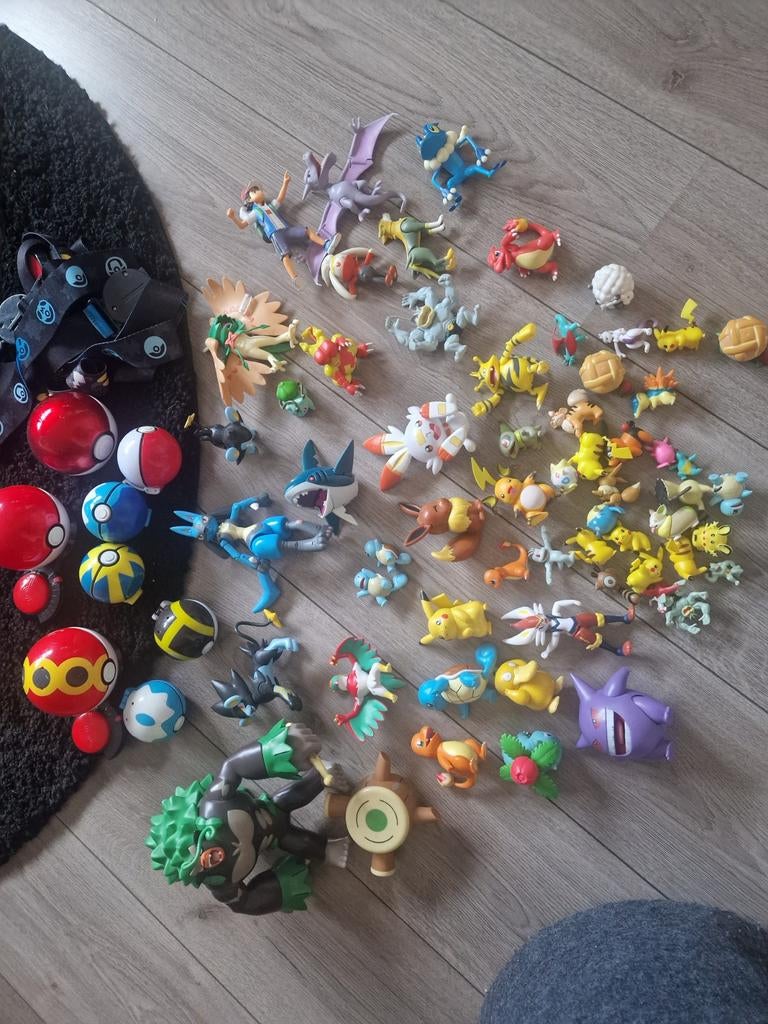 Grote collectie Pokémon figuren en pokemon poppetjes, Verzamelen, Ophalen of Verzenden, Gebruikt