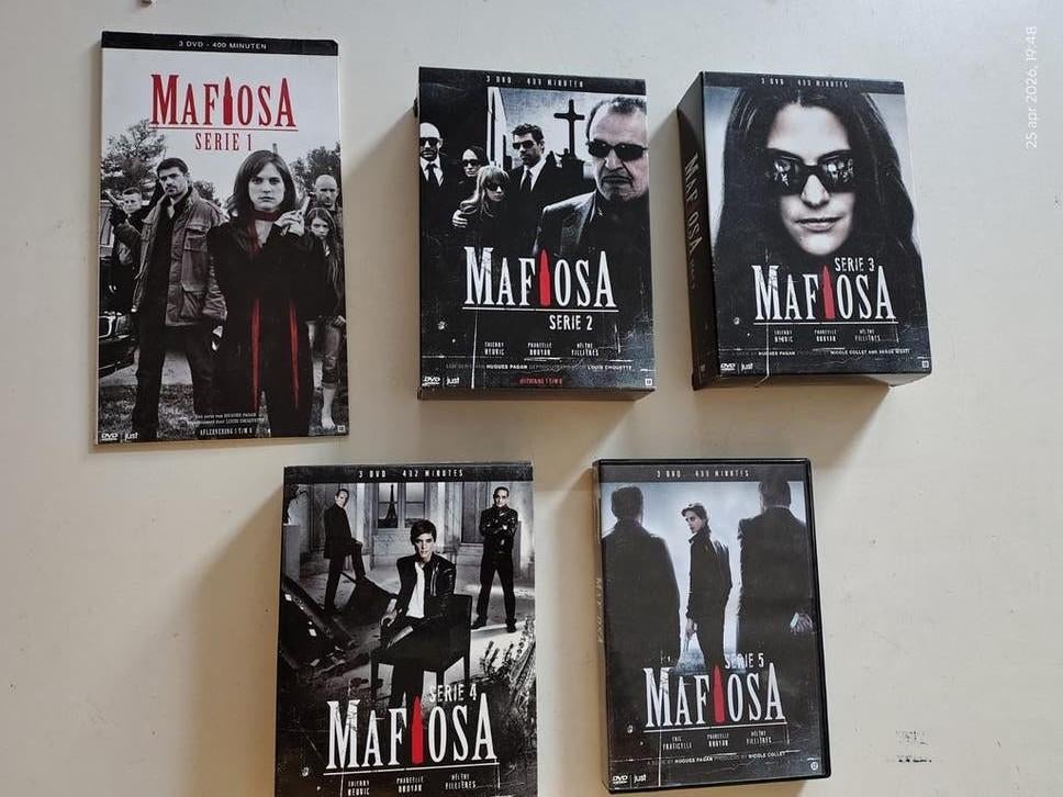 Mafiosa, de spannende serie op dvd., Vanaf 12 jaar, Ophalen of Verzenden, Zo goed als nieuw, Thriller
