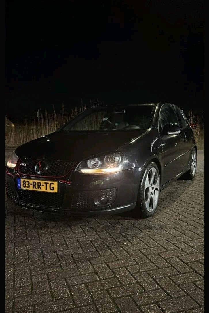 Volkswagen Golf 1.6 (gti look)16V FSI 85KW 5D 2004 Zwart, Voorwielaandrijving, 4 cilinders, 620 kg, Zwart