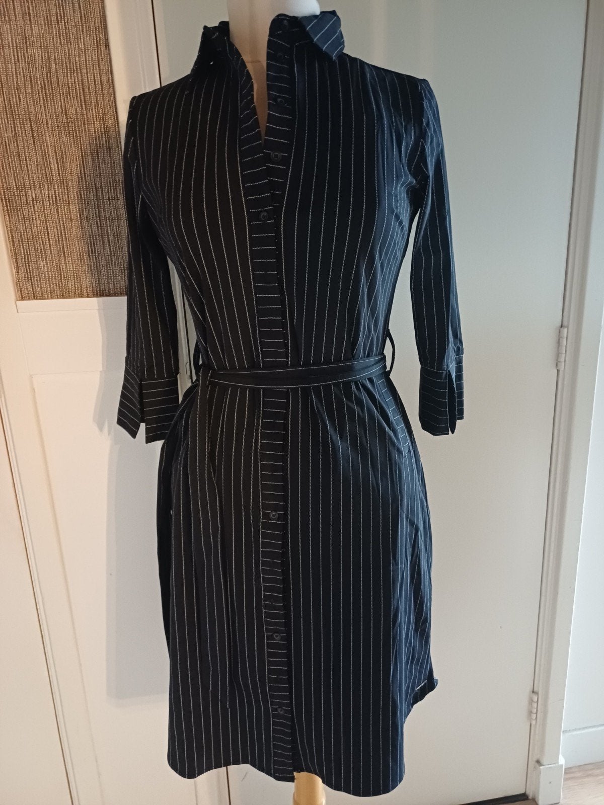 Mi piace travel jurk Black pin stripe S en M, Kleding | Dames, Jurken, Maat 38/40 (M), Mp, Mp, Zwart