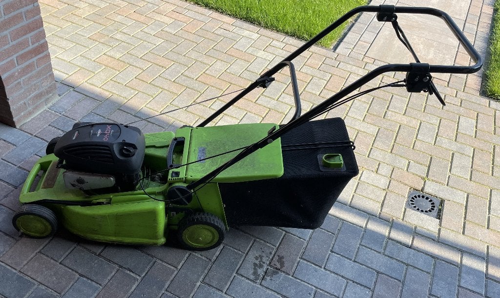 grasmaaier benzine, Ophalen, Gebruikt, 50 cm of meer, Benzine-grasmaaier